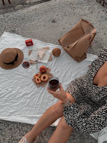 picnic getaway fashion for spring